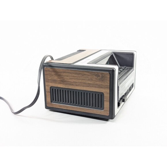 AS-IS Transonic digital radio clock am/fm model 16E2 faux wood body - Picture 5 of 10